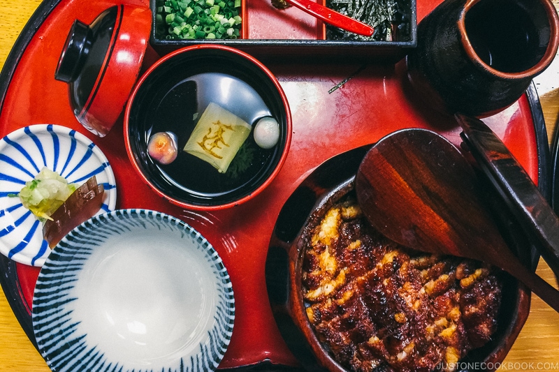 Hitsumabushi at Atsuta Horaiken | Easy Japanese Recipes at fancyfoodsshow.com