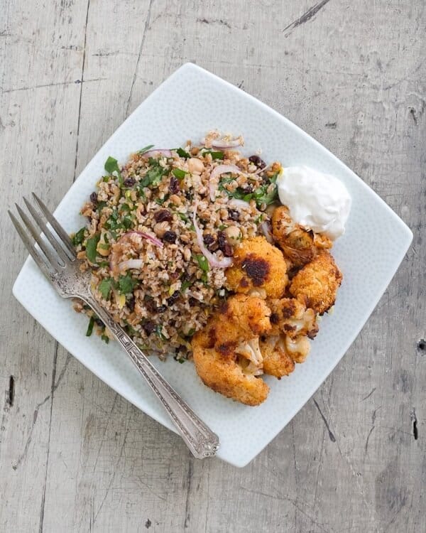 Mediterranean salad with chickpeas