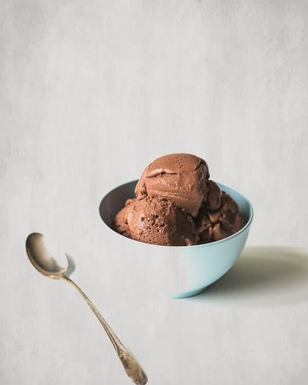 Dark chocolate ice cream