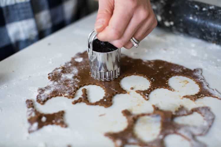 Gingersnap Sandwich Cookies | Maple cream cookies