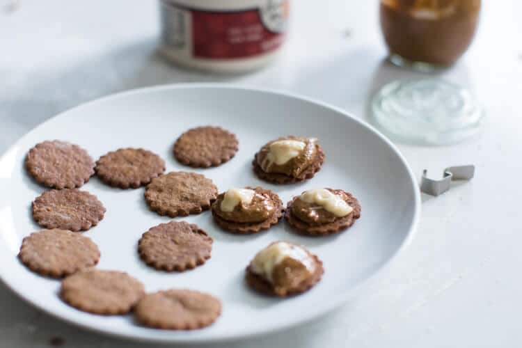 Gingersnap Sandwich Cookies | Maple cream cookies