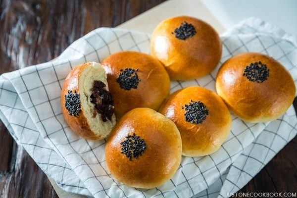 Anpan (Japanese Sweet Red Bean Buns) | Easy Japanese Recipes at fancyfoodsshow.com
