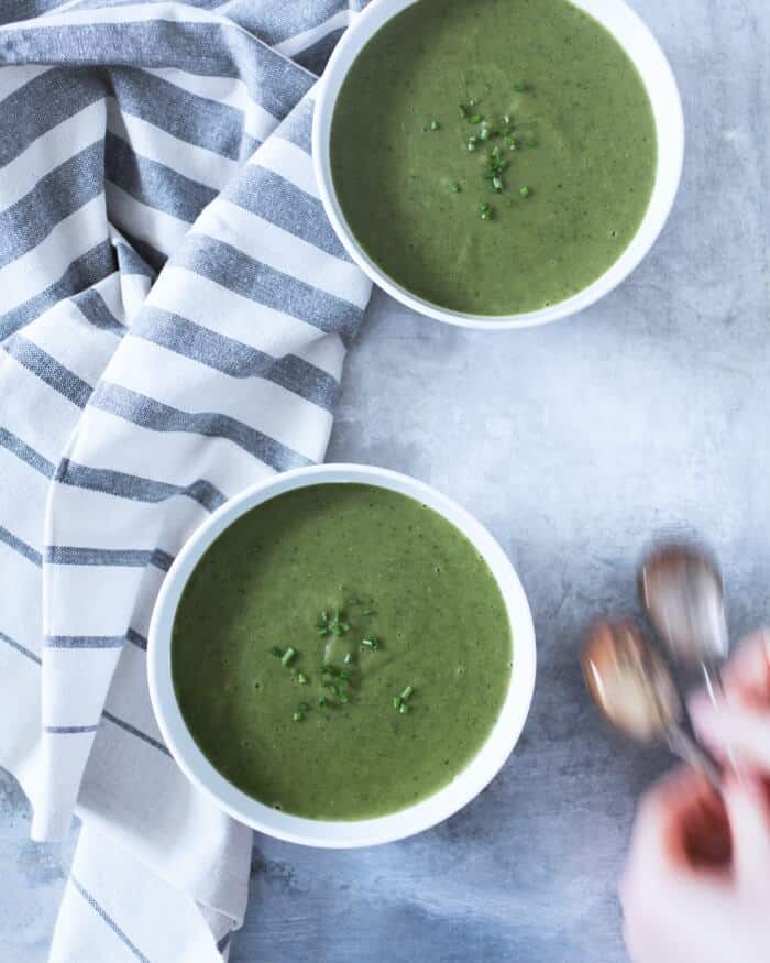 "Green" Vegan Potato Soup | Potato leek soup vegan