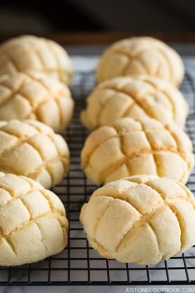 Melon Pan (メロンパン) | Easy Japanese Recipes at fancyfoodsshow.com