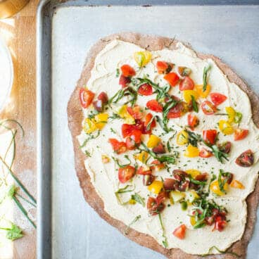Herby Tomato Flatbread with Rye Cracker Crust | Fancy Foods Show