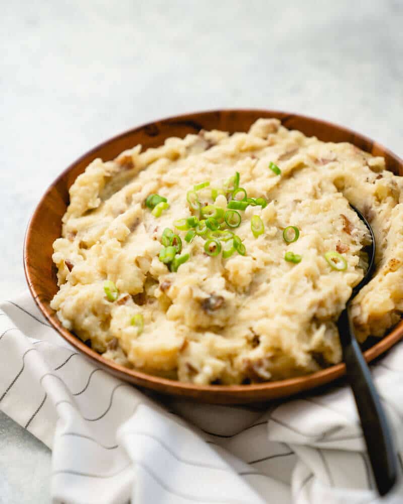 Mashed red potatoes | Garlic red skin mashed potatoes