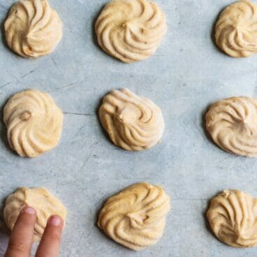 Peanut Butter Frozen Yogurt Dots | Fancy Foods Show