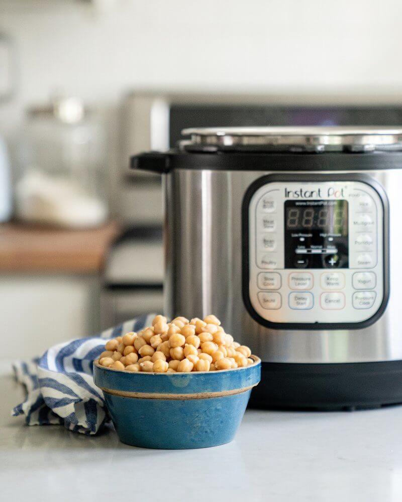 Pressure cooker chickpeas
