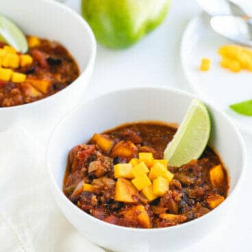 Mango black bean chili recipe | award winning chili recipe | vegetarian black bean chili recipe | Vegetarian chili to win a chili cookoff