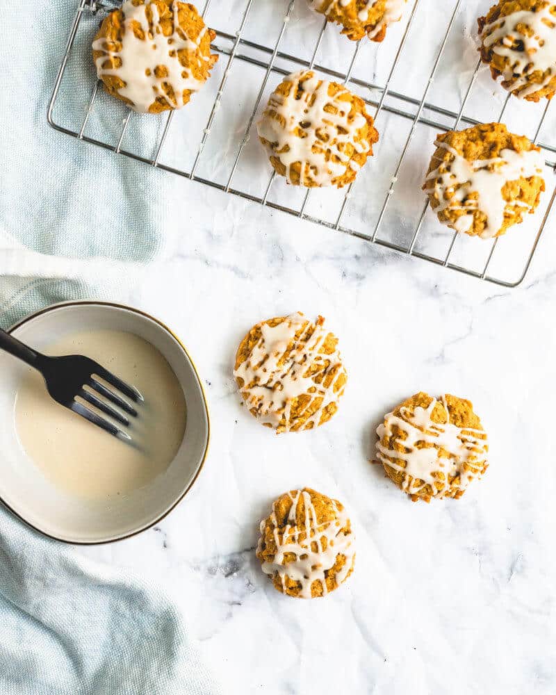 How to make icing with powdered sugar