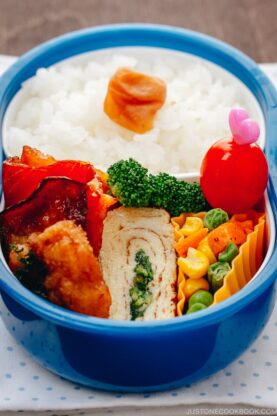 Chicken Nanban Bento | www.fancyfoodsshow.com