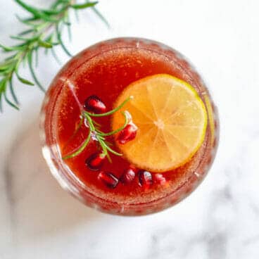 Pomegranate iced tea holiday punch recipe | Non alcoholic holiday punch