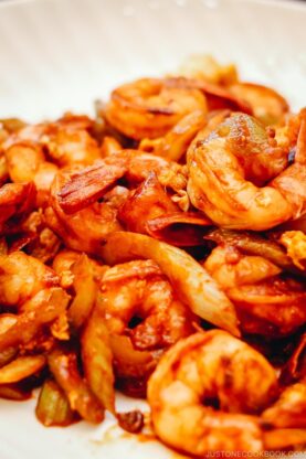 Spicy Shrimp Stir Fry | www.fancyfoodsshow.com