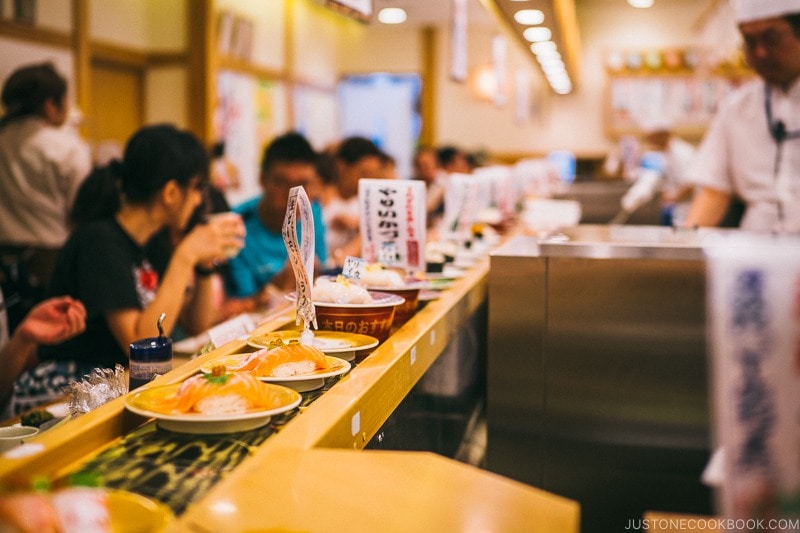 sushi on conveyer belt at Toriton Sushi - Tokyo Skytree Guide | www.fancyfoodsshow.com