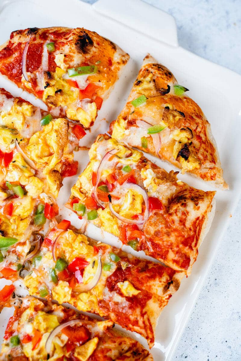Breakfast pizza