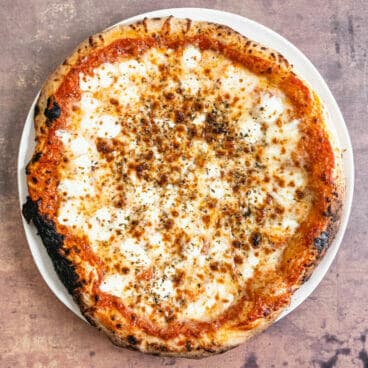 Cheese pizza