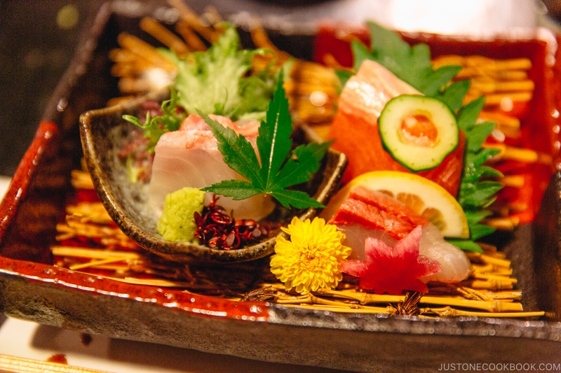 Sakizuke 先付 - Kaiseki Ryori: The Art of the Japanese Refined Multi-course Meal | www.fancyfoodsshow.com
