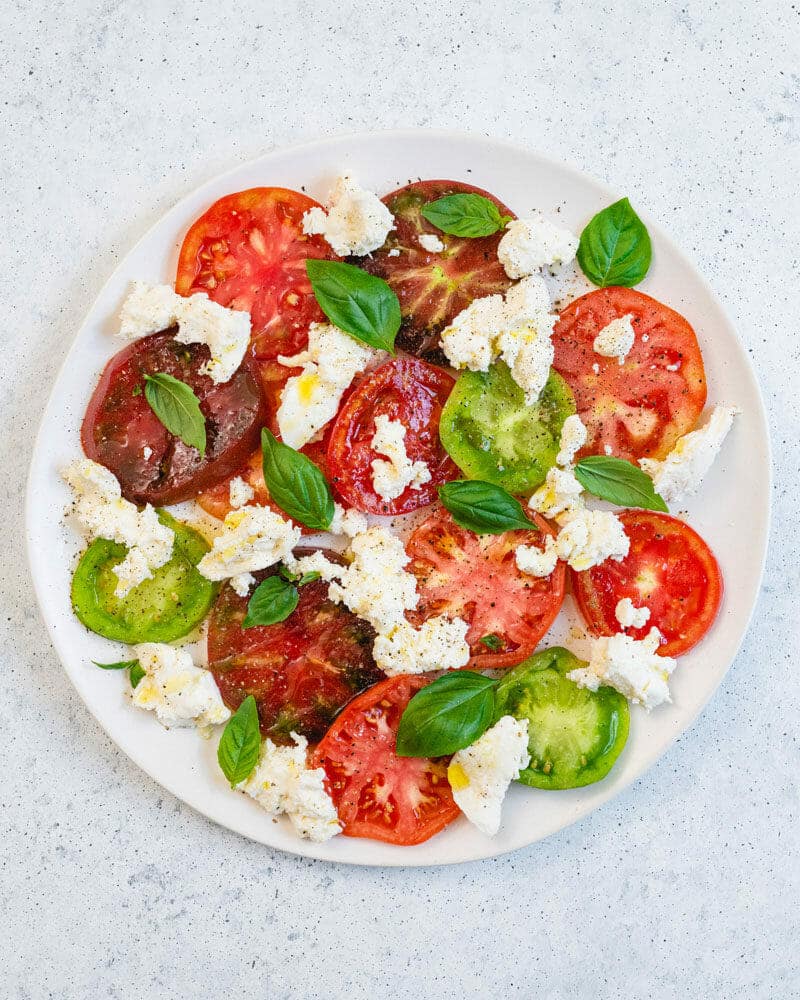 Mozzarella tomato basil salad