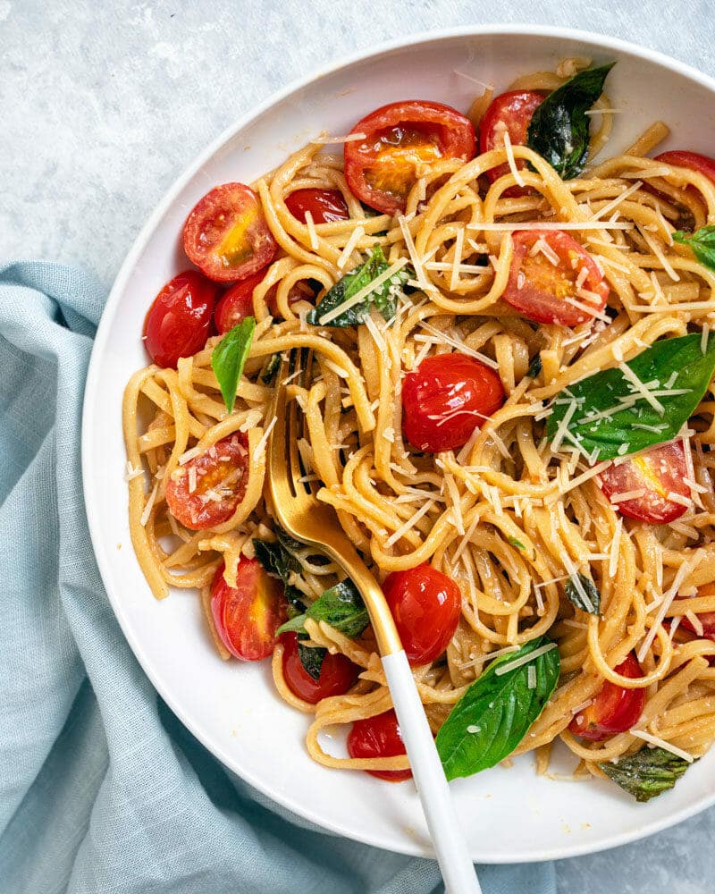 Tomato basil pasta