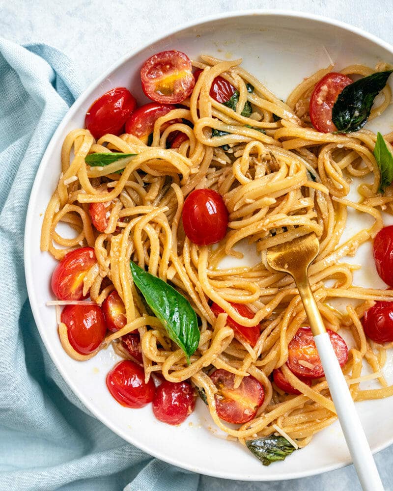 Tomato basil pasta