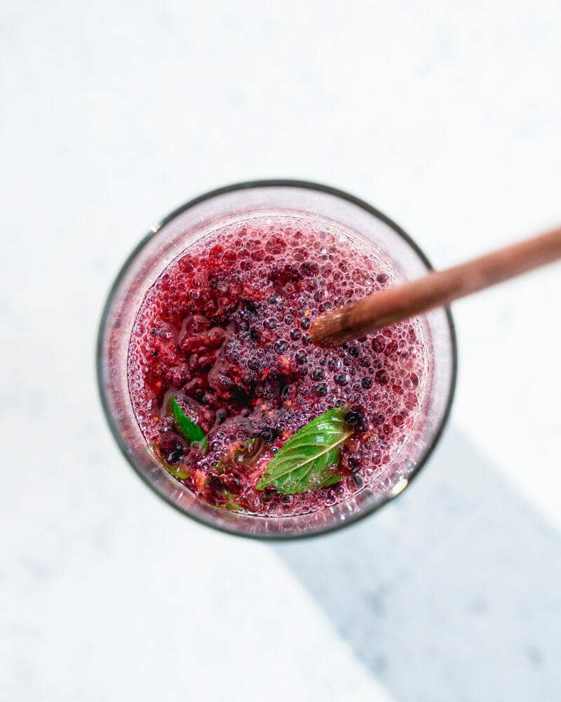 Blackberry bourbon smash
