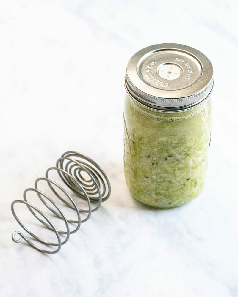 Helix weight and fermentation lid