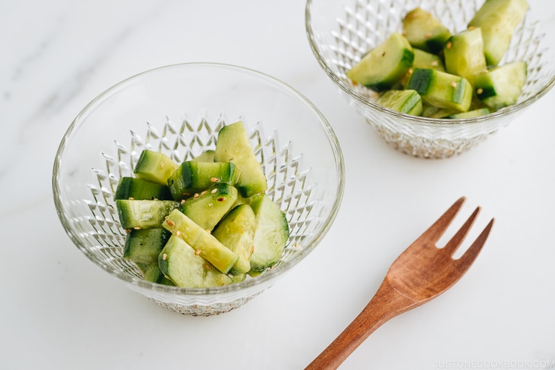 Japanese Salad Dressings - Chuka Dressing | Easy Japanese Recipes at fancyfoodsshow.com