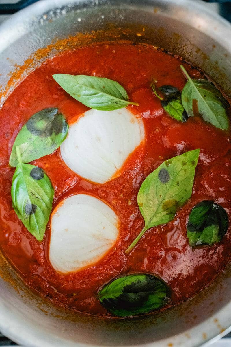 How to Make Vodka Sauce