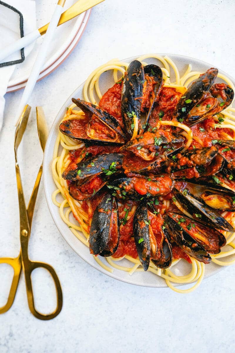 Easy mussels marinara