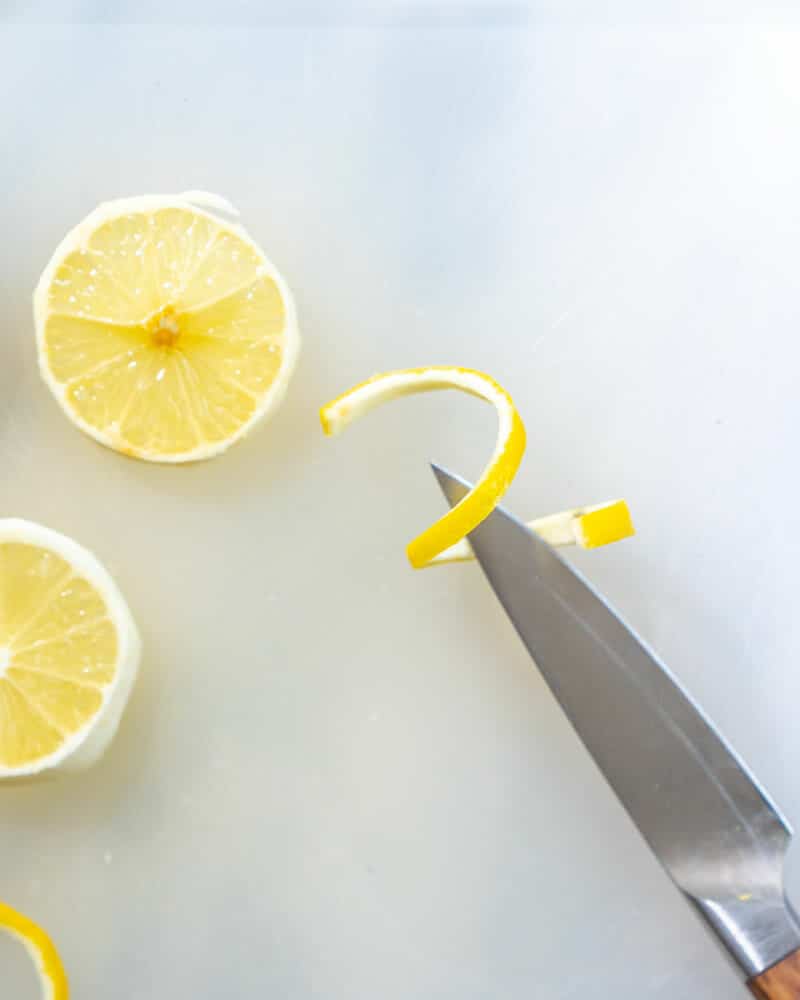 How to make a lemon twist