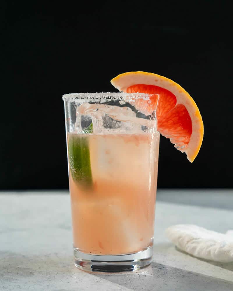 Salty dog cocktail