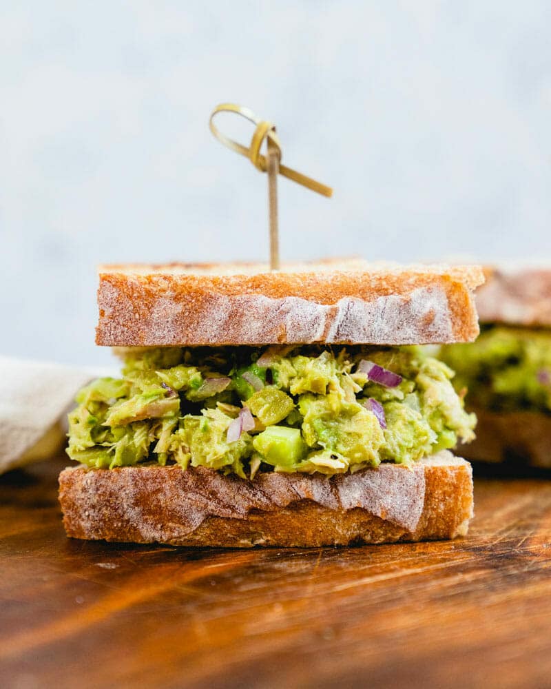 Avocado tuna salad