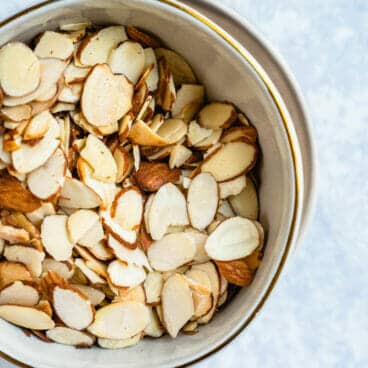 How to toast almonds