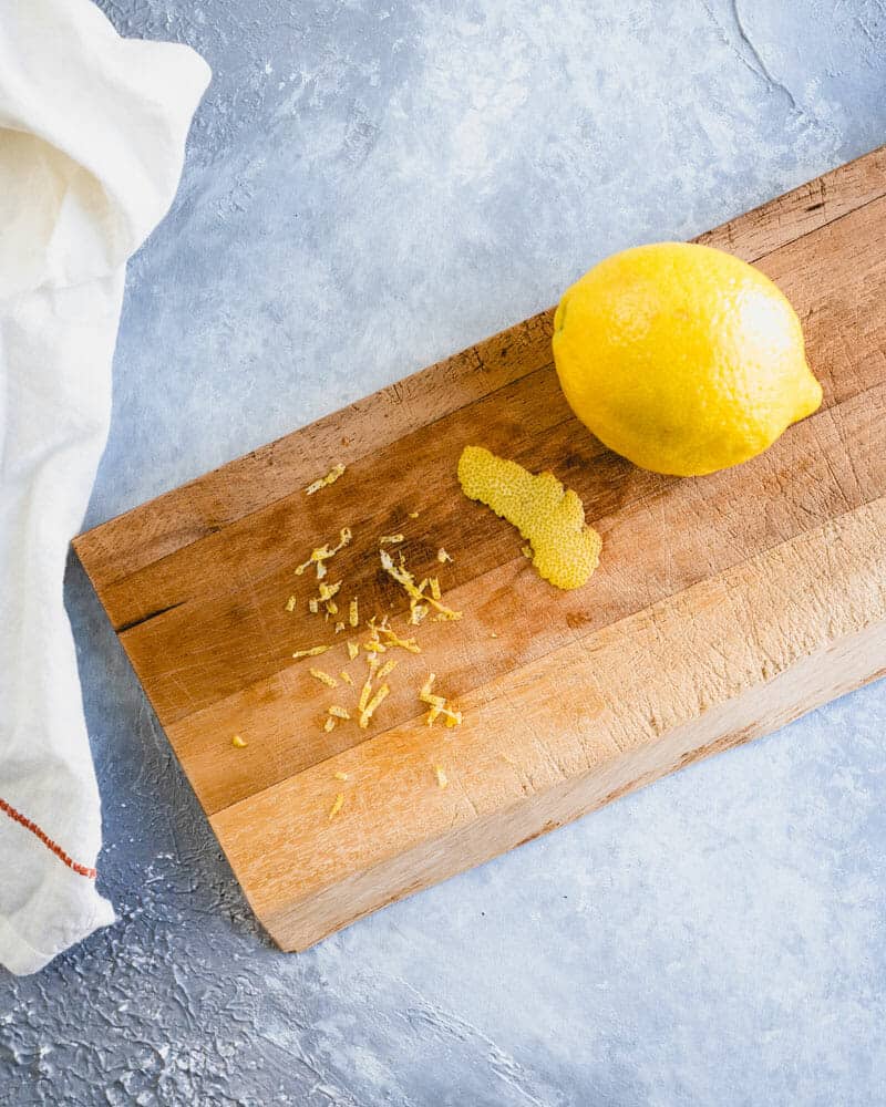 How to zest a lemon