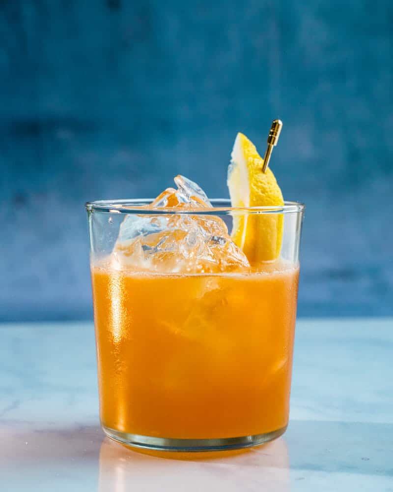Gold rush cocktail