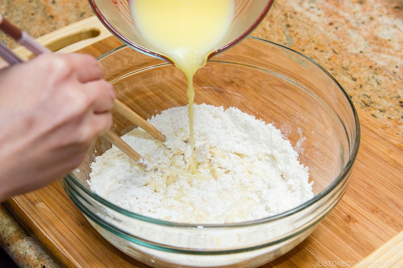 Tempura &ndash; How to Make Best Tempura | Easy Japanese Recipes at fancyfoodsshow.com