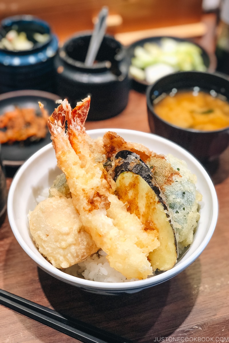 Tempura &ndash; How to Make Best Tempura | Easy Japanese Recipes at fancyfoodsshow.com