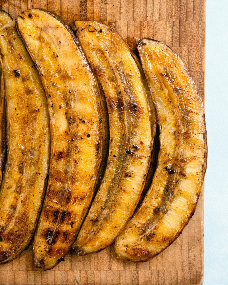 Grilled bananas