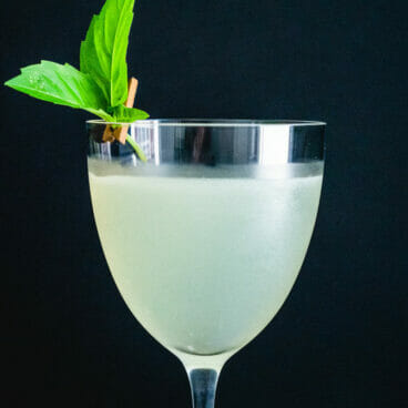 Basil cocktail