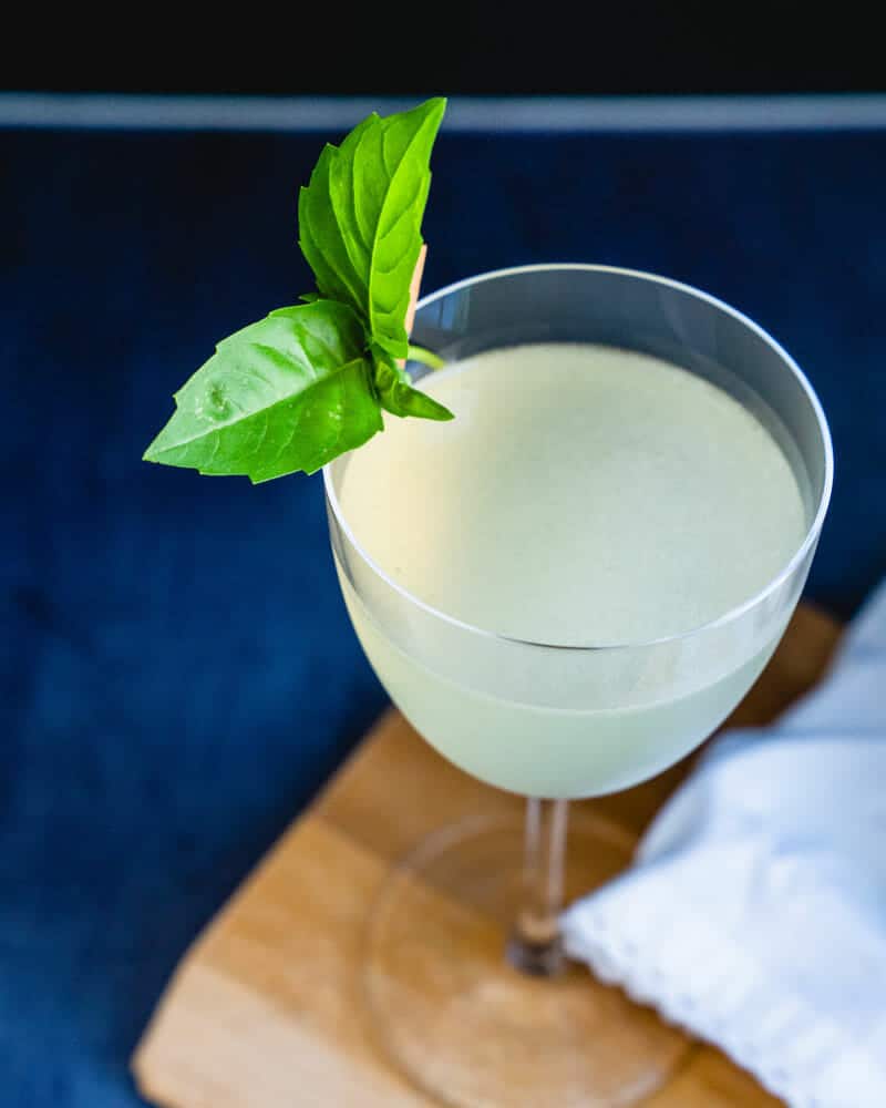 Basil cocktail