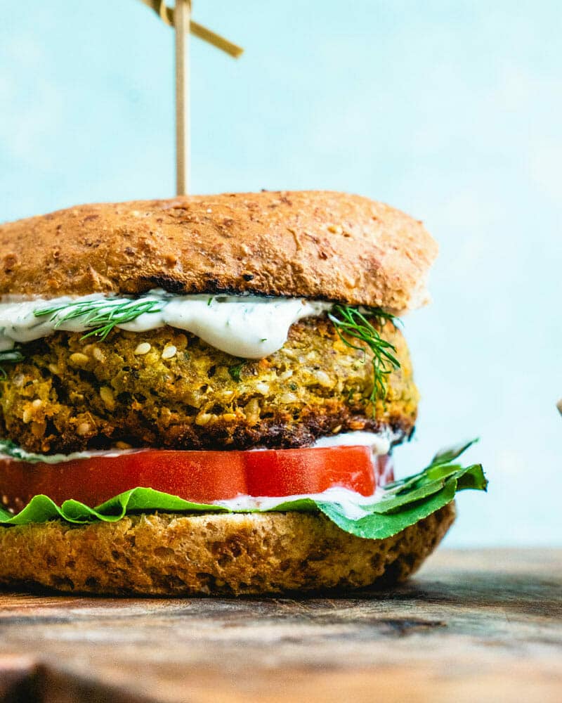 Falafel burger