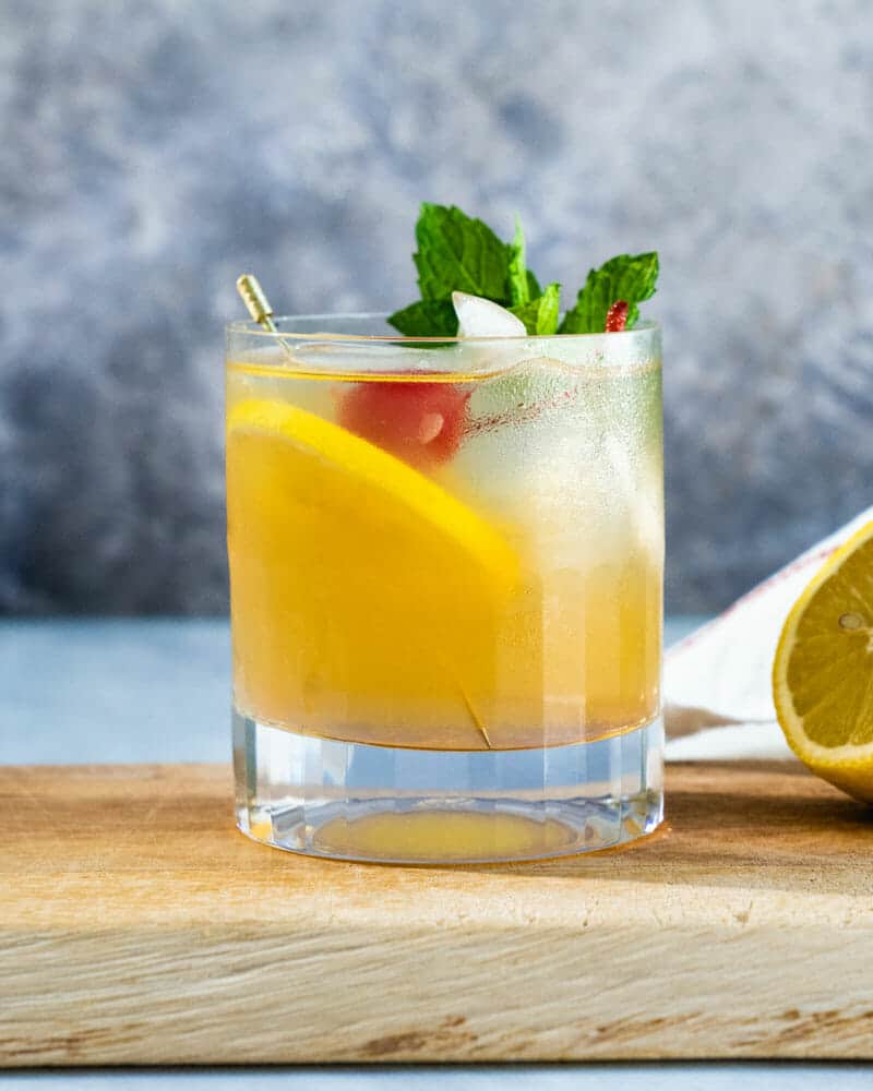 Bourbon lemonade