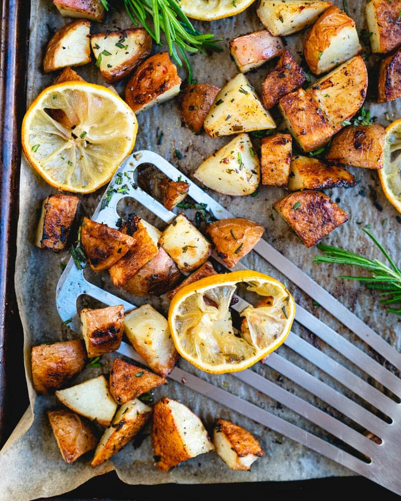 How to make rosemary roasted potatoes