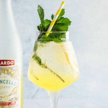Limoncello spritz