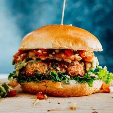 Salmon burger toppings