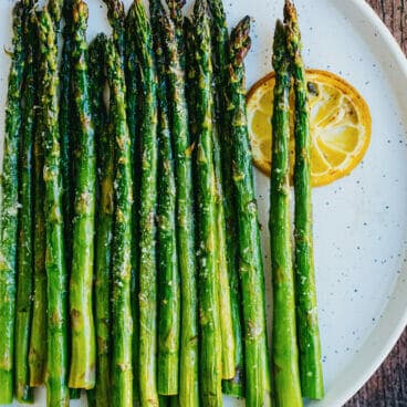 Broiled asparagus