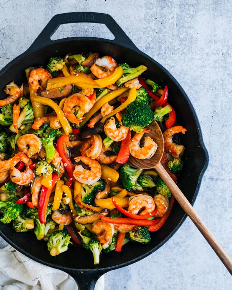 Shrimp Stir Fry with broccoli and peppers in a frying pan