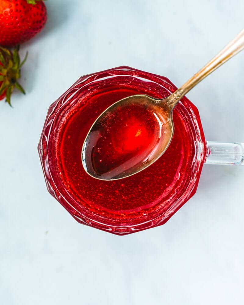 How to make strawberry syrup