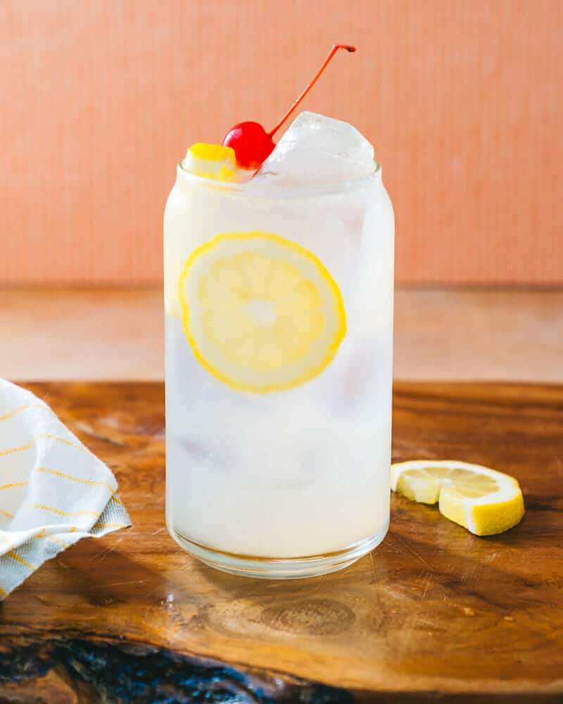 Rum and lemonade