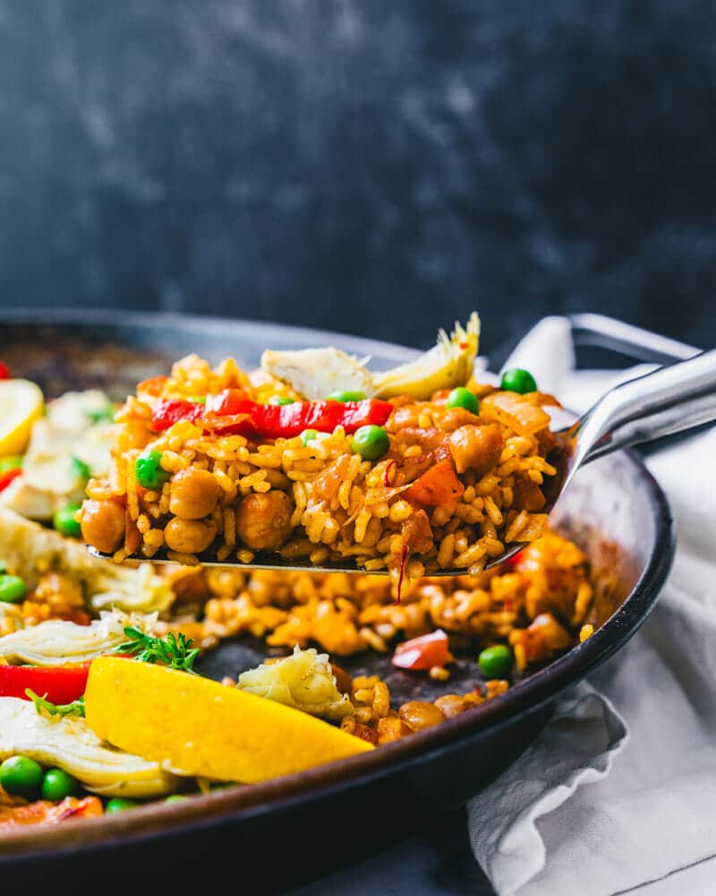 Vegetarian paella